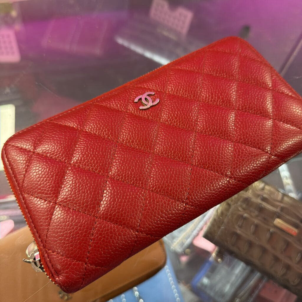 Chanel Matelasse Round Zipper Long Wallet Red Caviar Leather