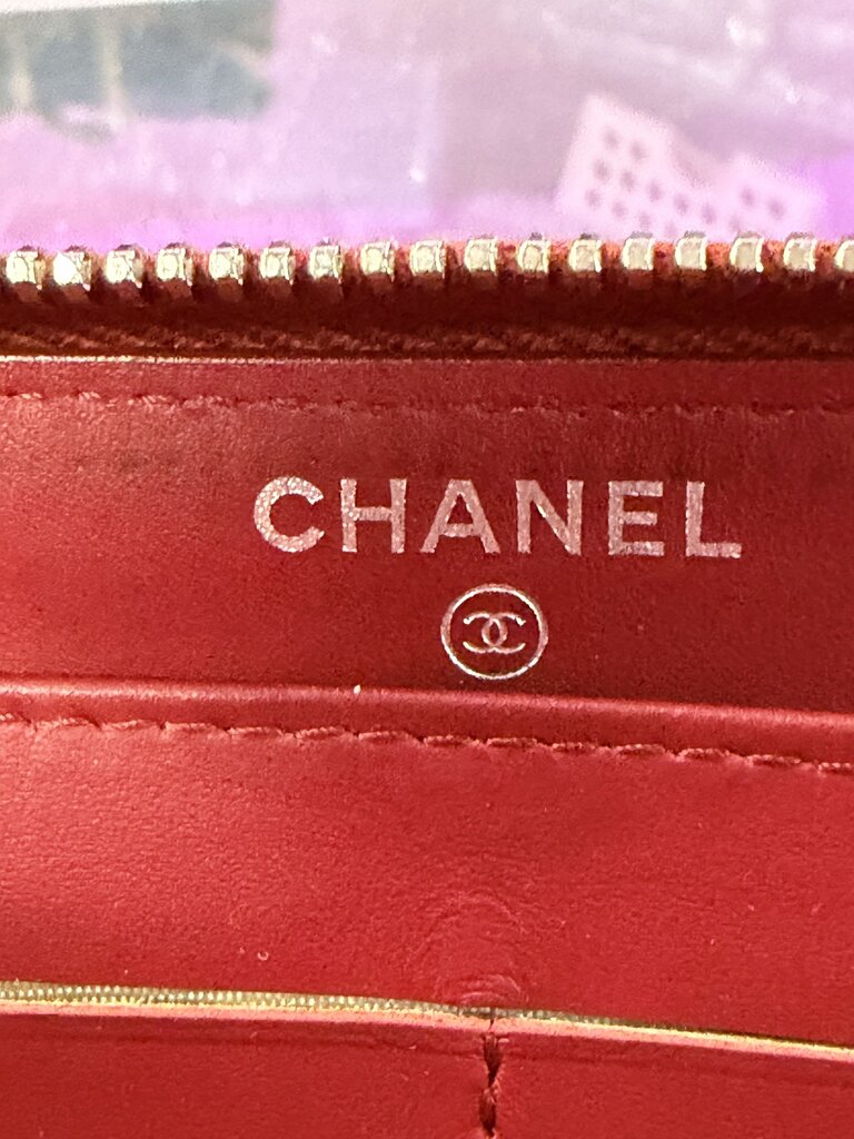 Chanel Matelasse Round Zipper Long Wallet Red Caviar Leather