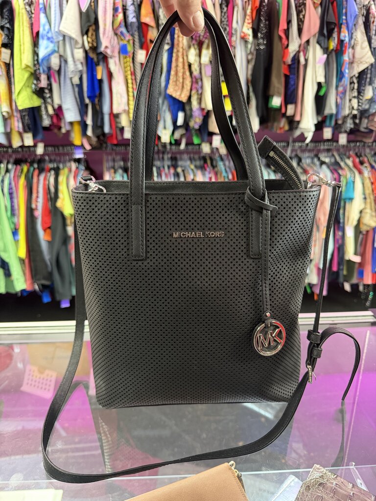 Michael Kors Peforated Jet Set Tote