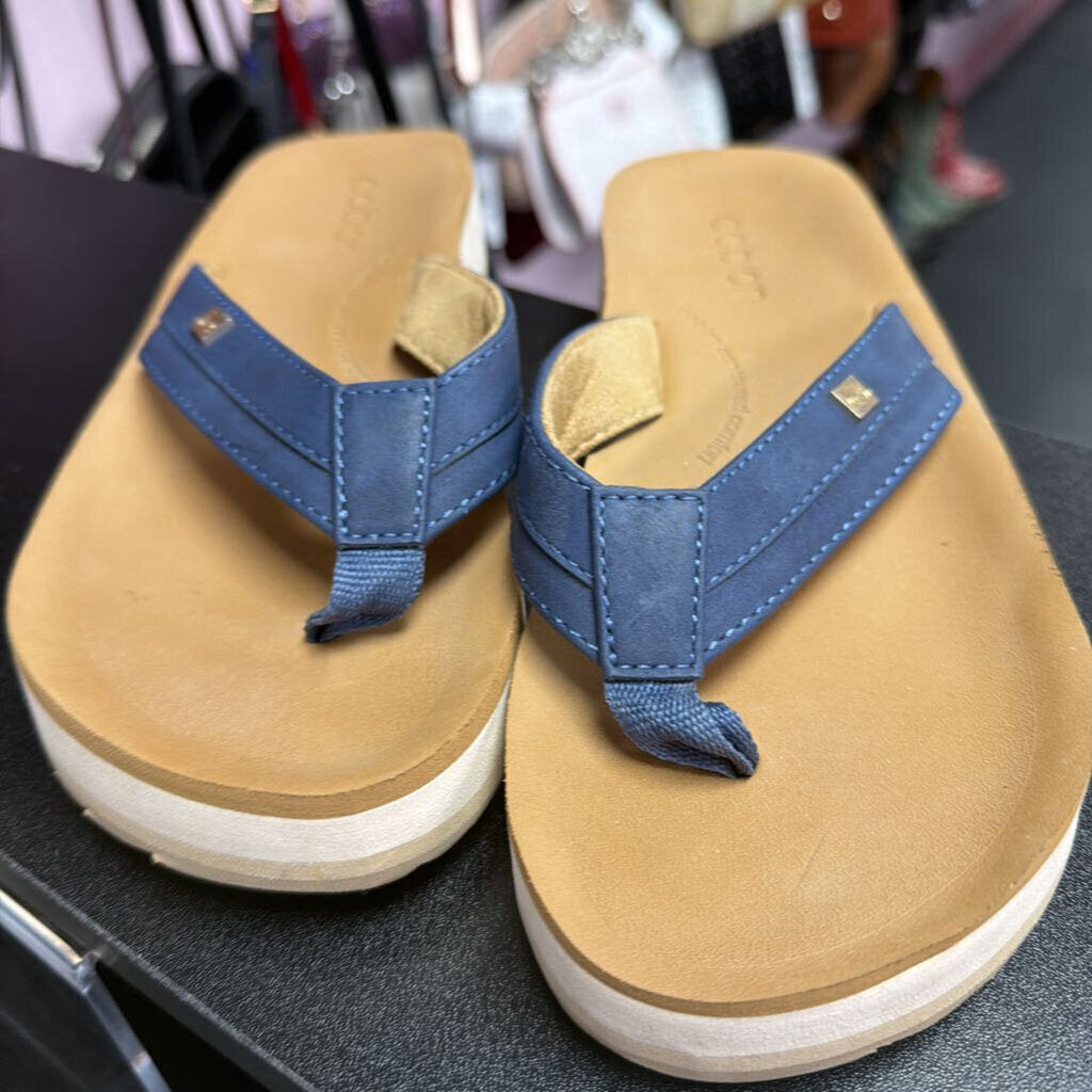 8 Cobian Contoured Comfort Sandal