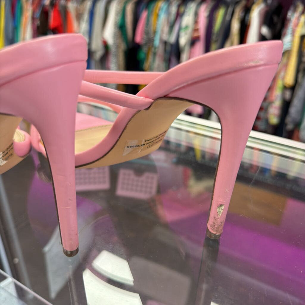 11 Lulus Square Strappy Heel