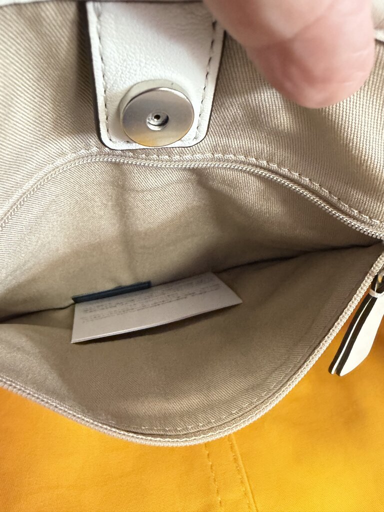 Coach NWT Hadley Handbag Tote Monogram F28981