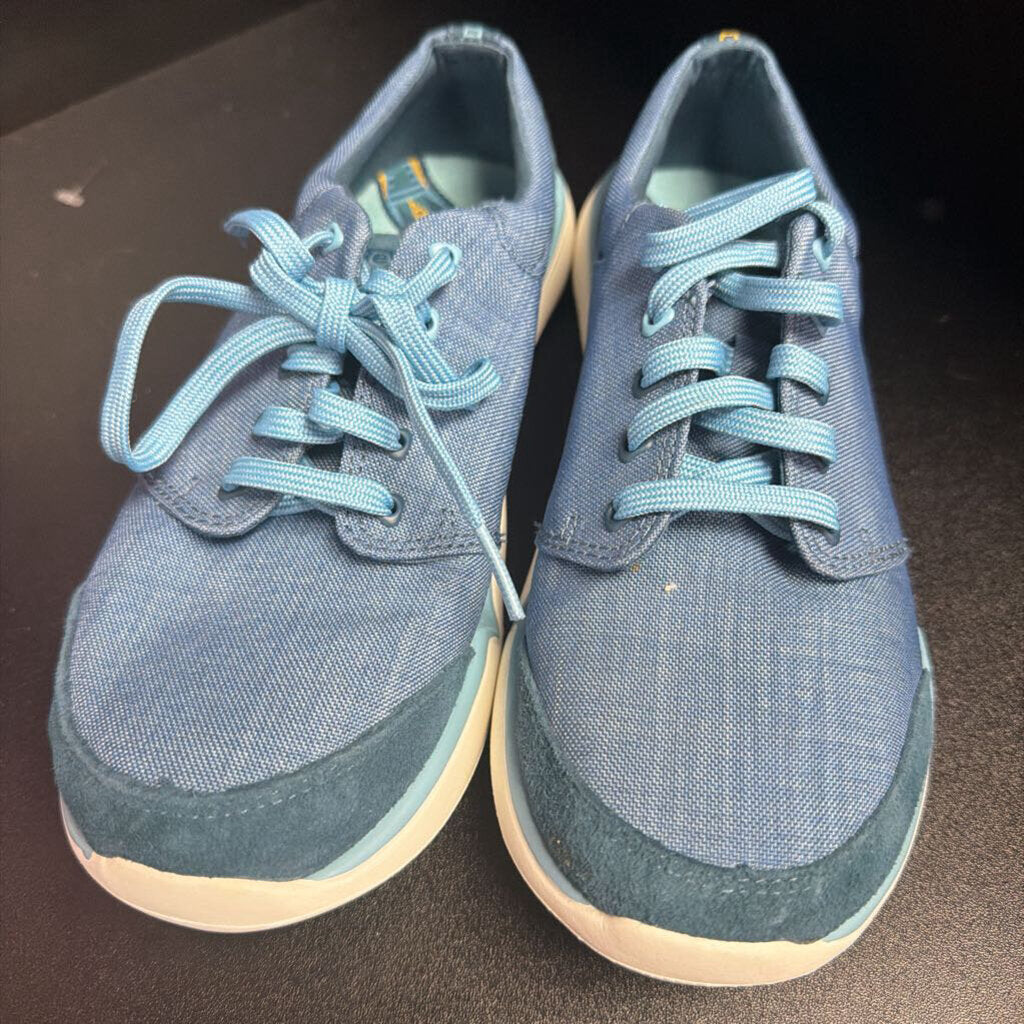 7 Teva Wander Lace Up Canvas/Suede Sneaker