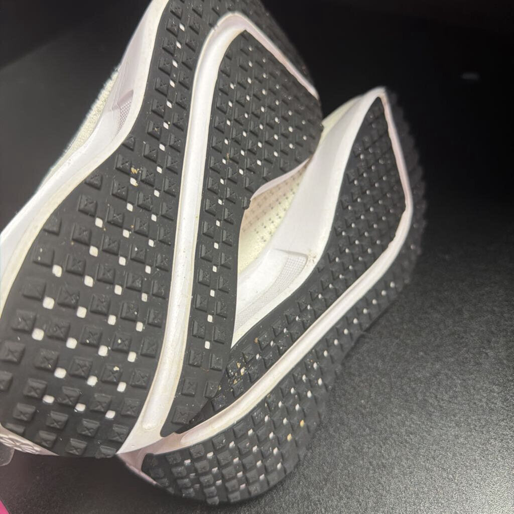 6 Interact Running Sneakers