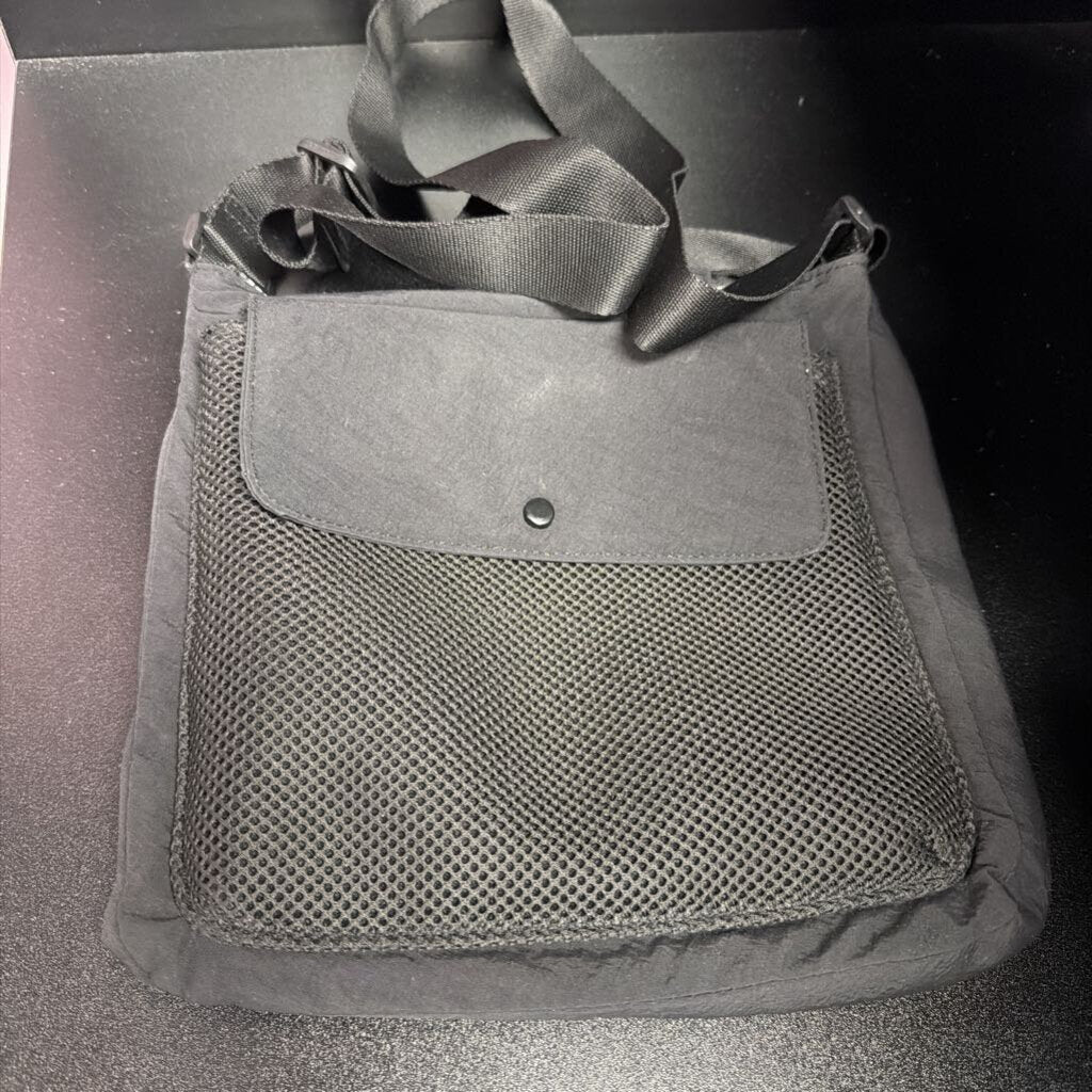 FLX Mesh Pocket Crossbody Nylon Construction