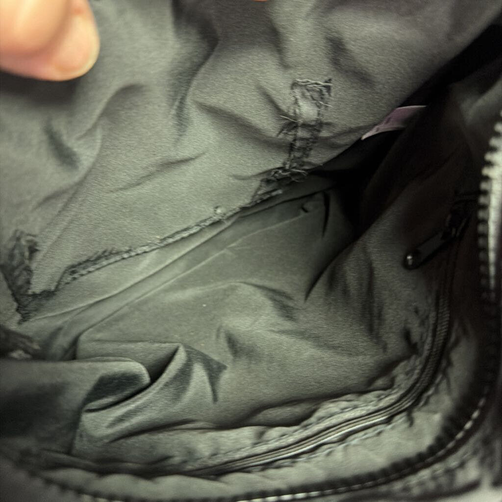 FLX Mesh Pocket Crossbody Nylon Construction