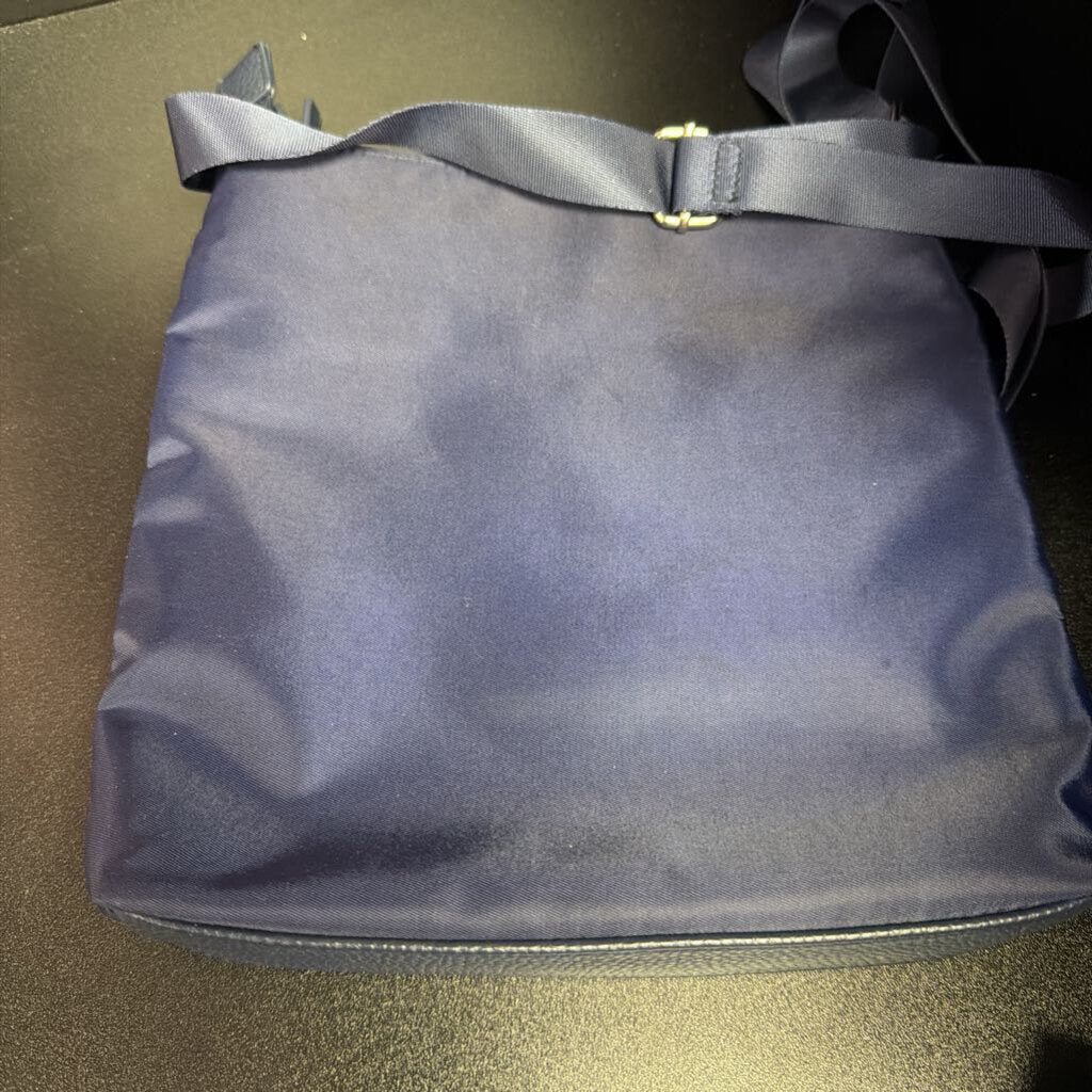 Nautica Diver Nylon Crossbody Bag