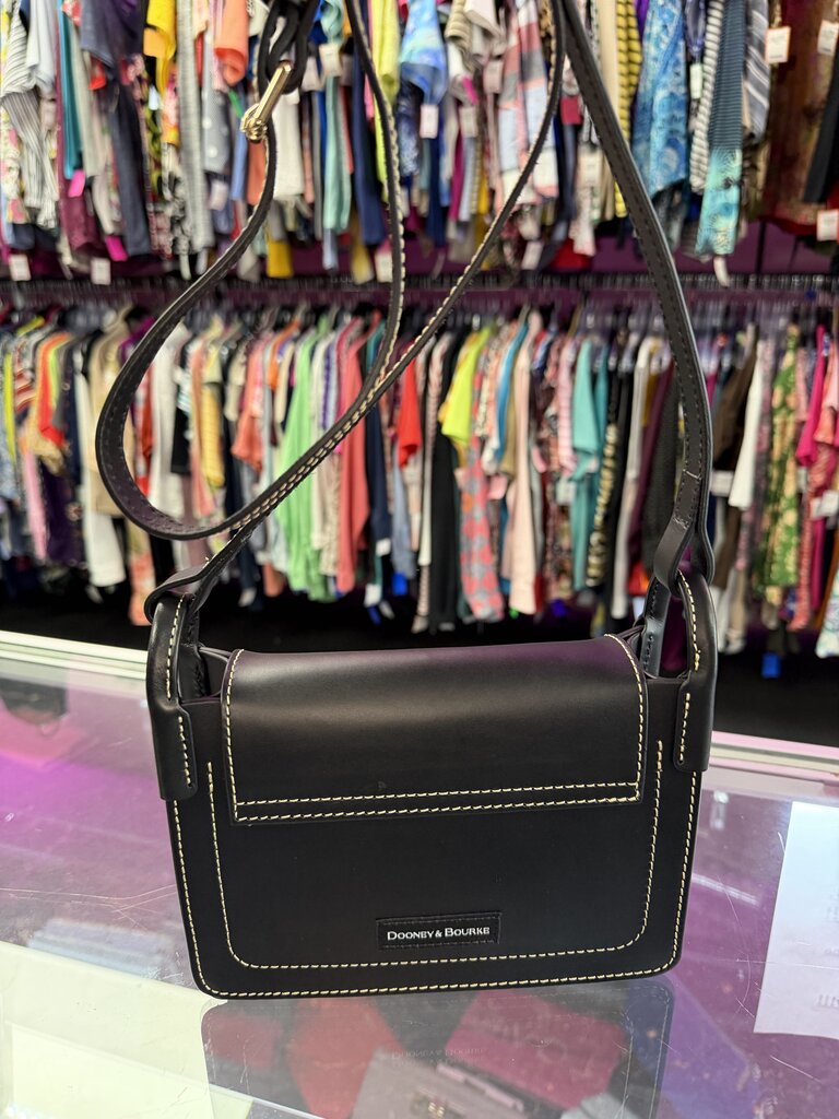 Dooney & Bourke Sweety Leather Pinky Crossbody Contrast Stitching Gold Tone Turlock Italian Leather