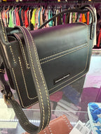 Dooney & Bourke Sweety Leather Pinky Crossbody Contrast Stitching Gold Tone Turlock Italian Leather