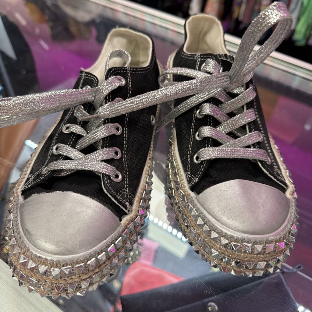 7.5 Unknown Studded Espadrille Metallic Sneaker