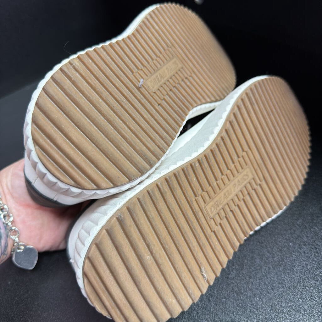 8.5 Dream Pairs Platform Chunky Sneaker