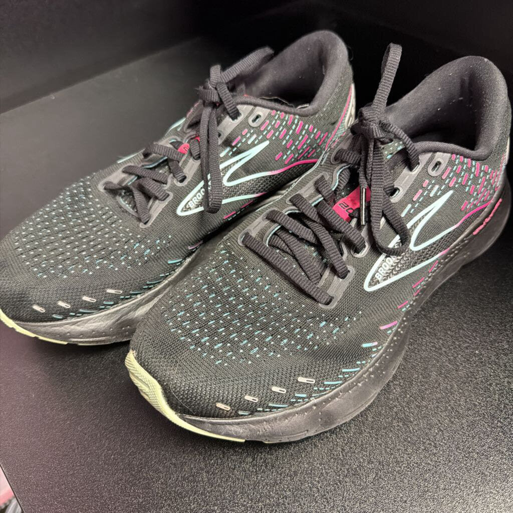 9 Brooks Glycerine Mesh Sneaker