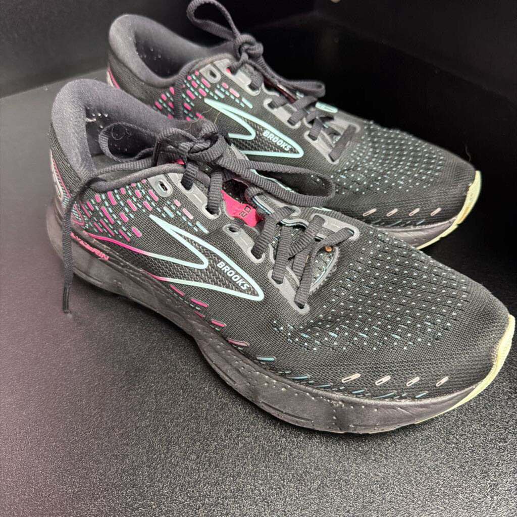 9 Brooks Glycerine Mesh Sneaker