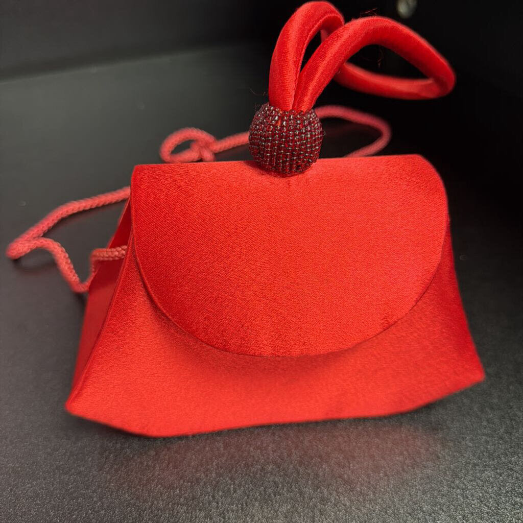 Cache Vintage Satin Wrislet Clutch