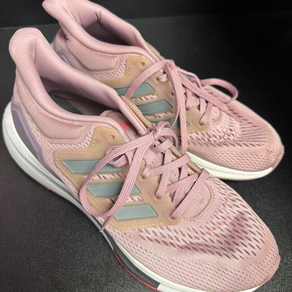 9 Adidas EQ21 Run Sneaker