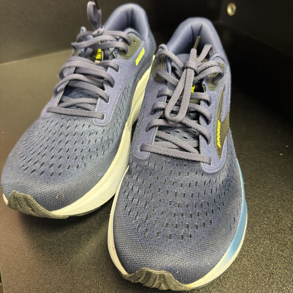 11.5 Brooks Adrenaline GTS 24 Mesh Sneaker