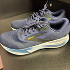 11.5 Brooks Adrenaline GTS 24 Mesh Sneaker