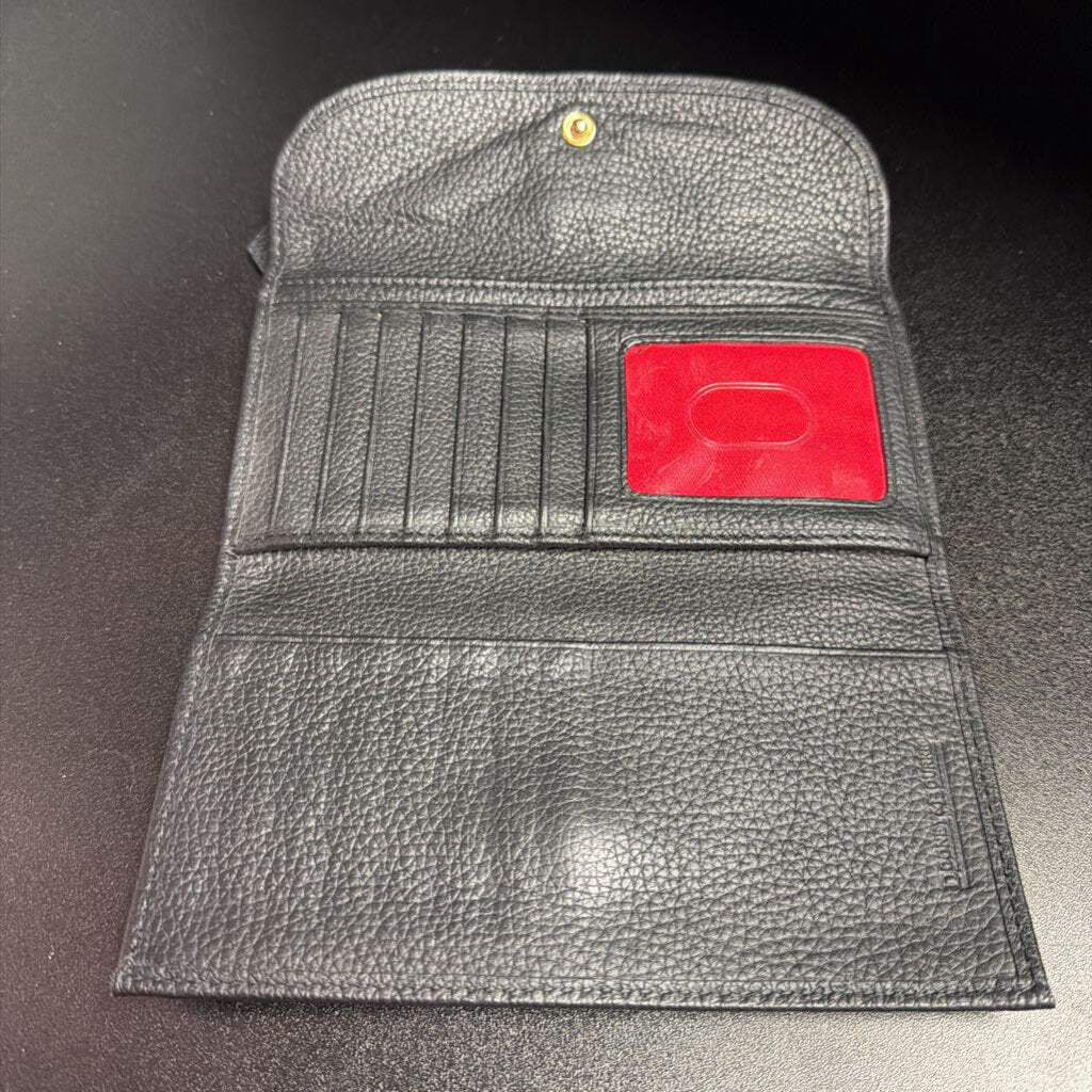 Dooney & Bourke Pebbled Contenial Wallet