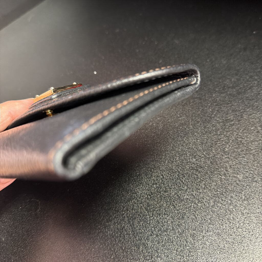 Dooney & Bourke Pebbled Contenial Wallet