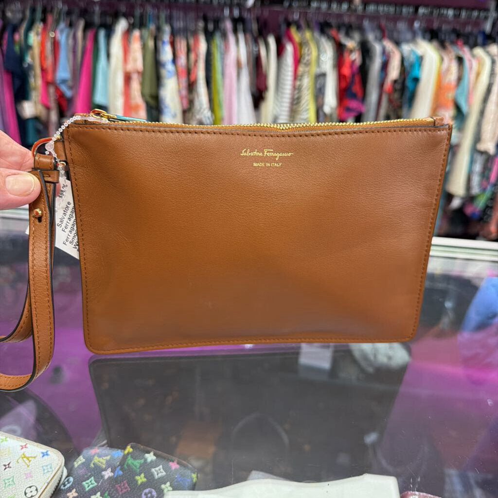 Ferragamo Brown Smooth Leather Wristlet From the Studio tote