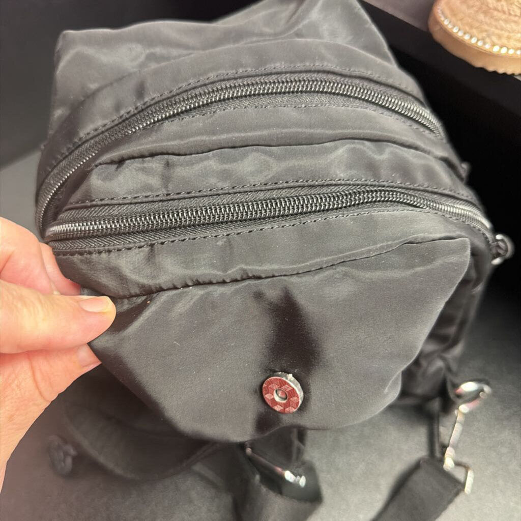 AoTian Lightweight Sling Backpack
