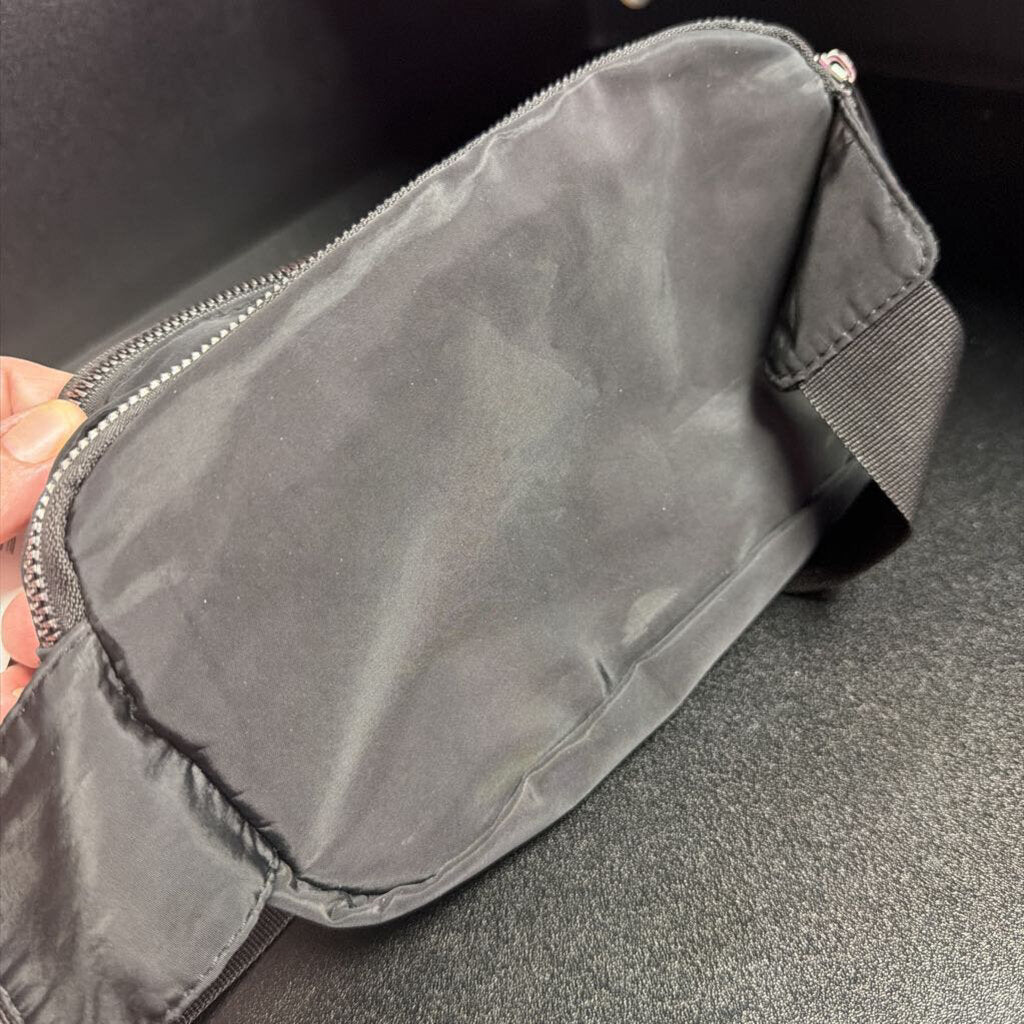 Yoyeppg Fanny Pack Nylon