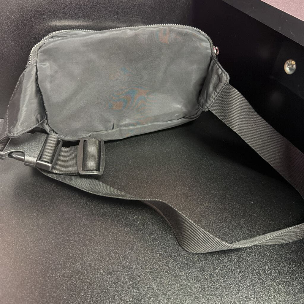 Yoyeppg Fanny Pack Nylon