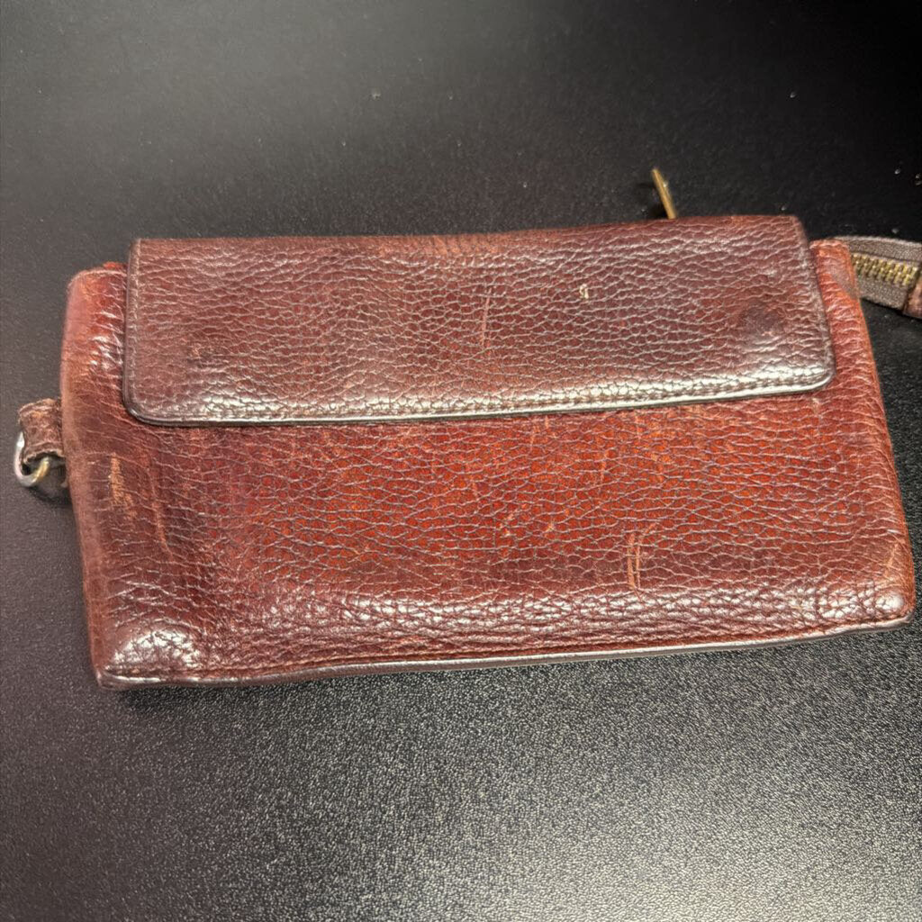 Unknown Pebbled Snap Close Pouch