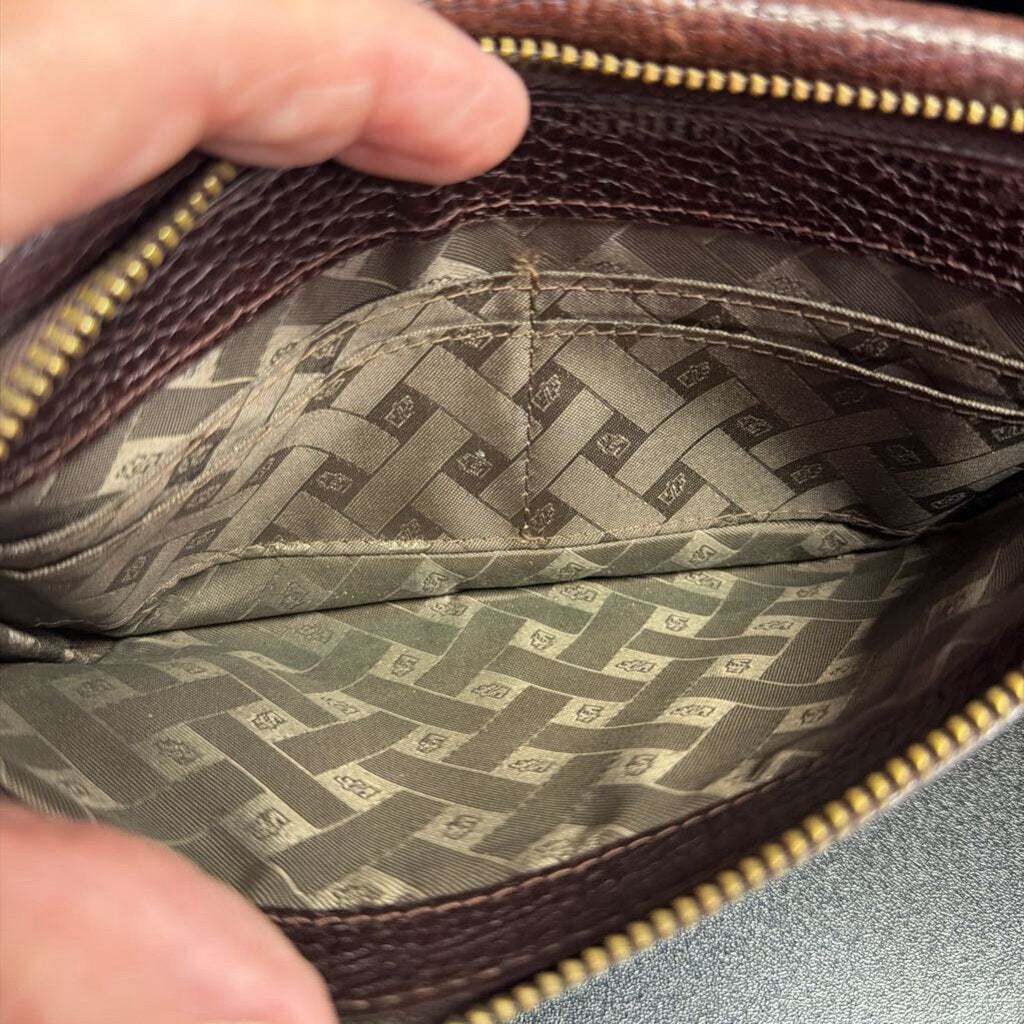 Unknown Pebbled Snap Close Pouch