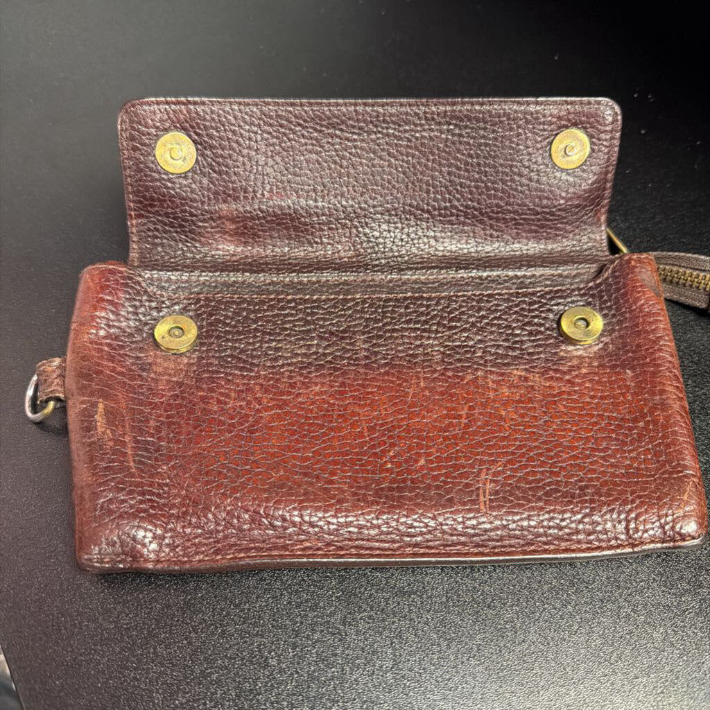 Unknown Pebbled Snap Close Pouch