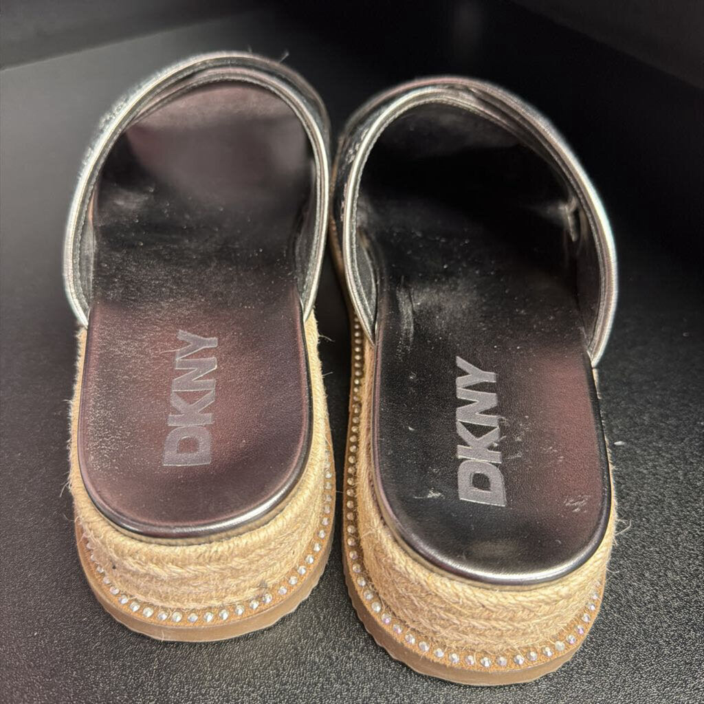 9 DKNY Berris CrissCross Espadrille Sandal