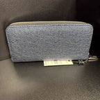 BCBG Spakle Zip wallet NWT