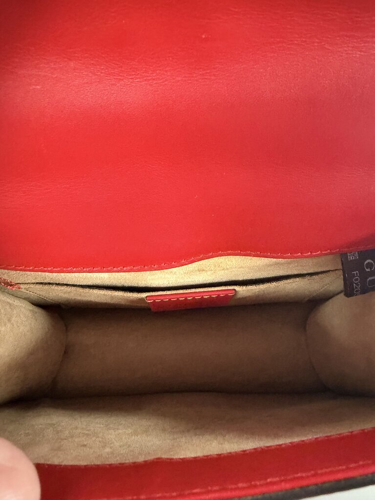 Gucci Sylvie Leather Handbag