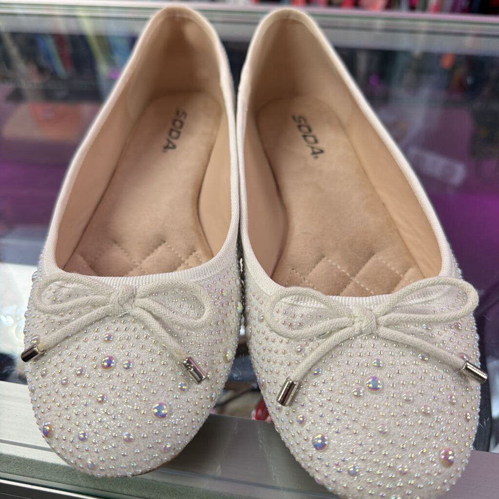 9.5 Soda Pearl Embellished Ballet Flat