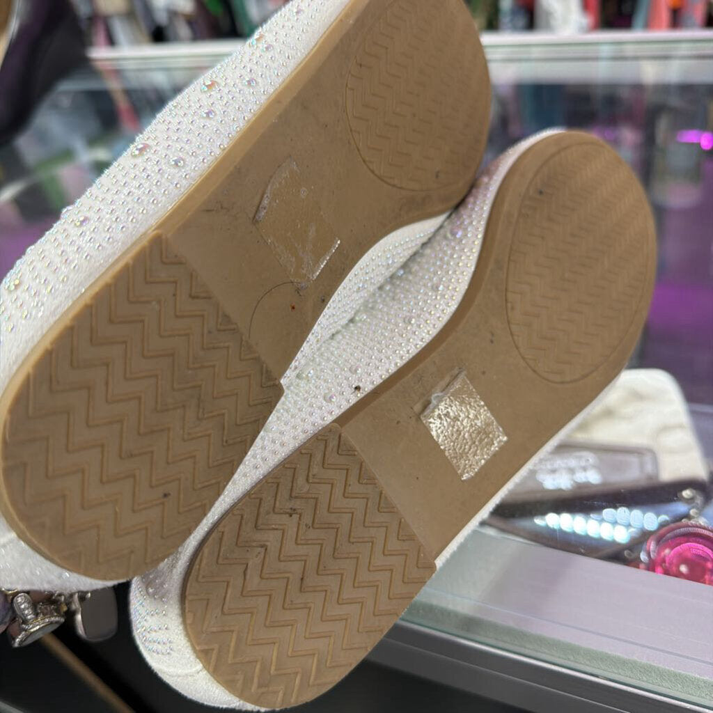 9.5 Soda Pearl Embellished Ballet Flat