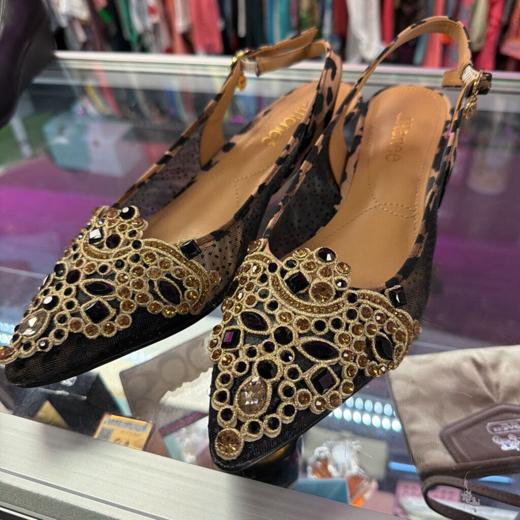 9.5 J Renee Gem Pointed Animal Pattern Ankle Strap
