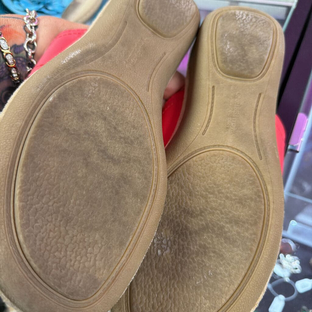 8 CRoft & Barrow Thong Flower Applique Sandal
