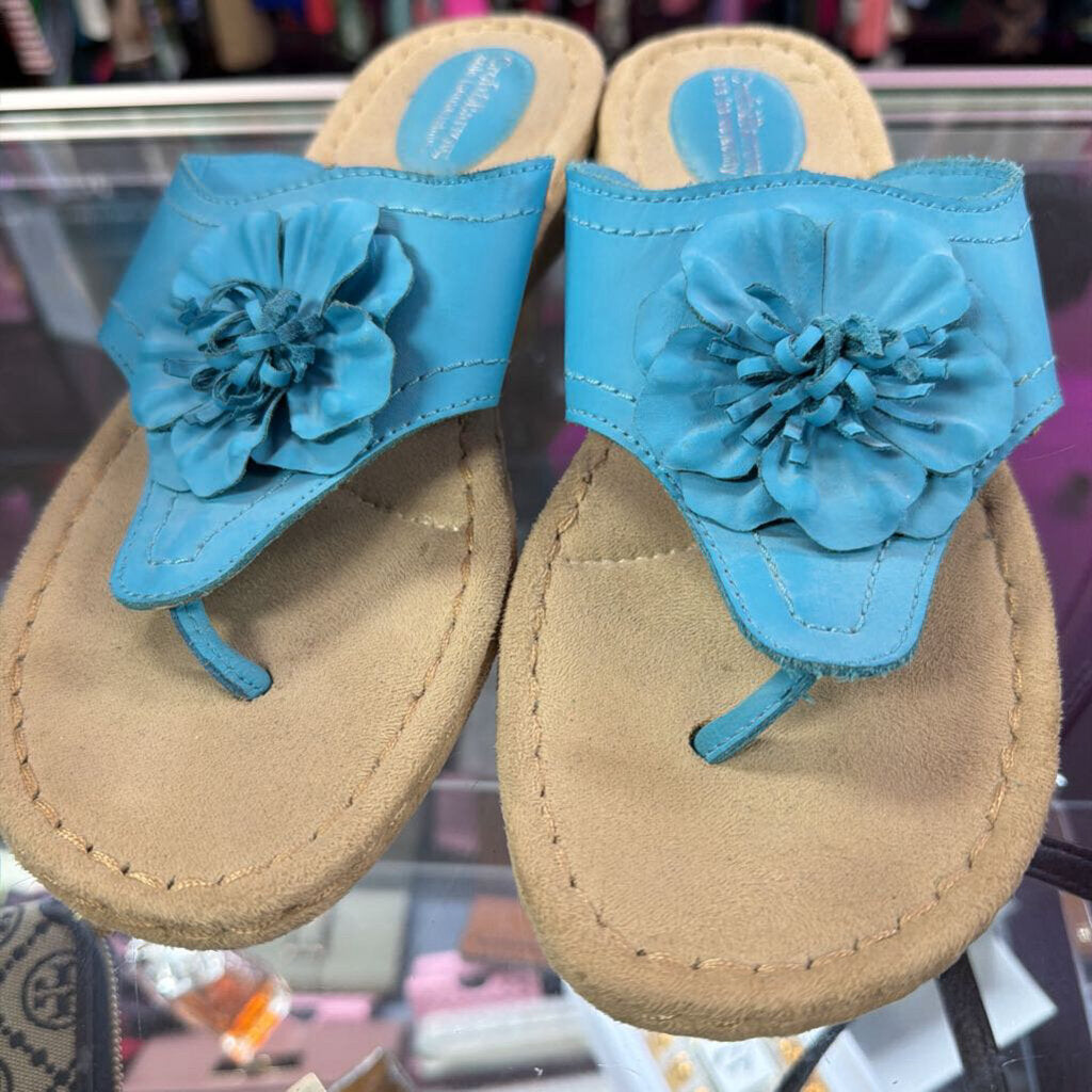 8 CRoft & Barrow Thong Flower Applique Sandal