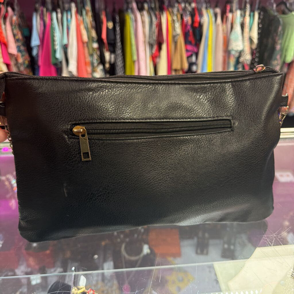 Unknown Pebbled Studded Crossbody On Chain Zip pull missing