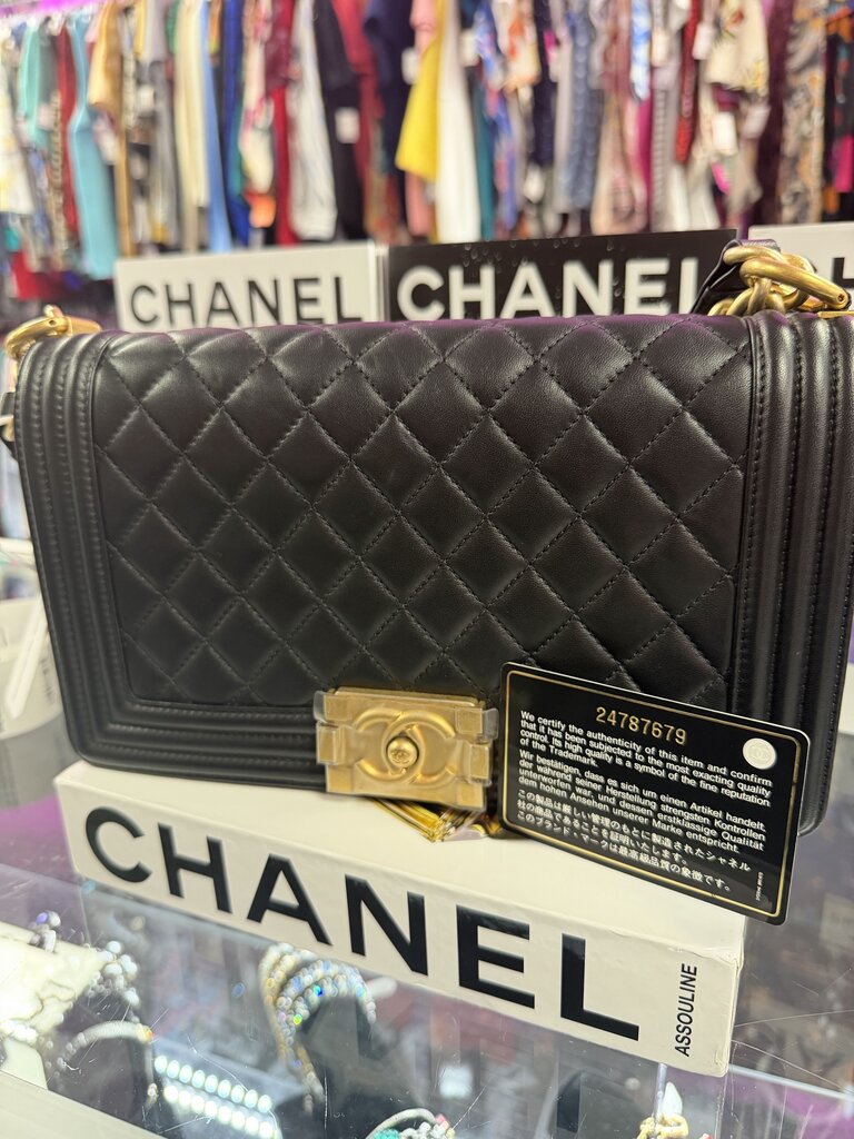 Chanel Quilted leather Boy Bag
