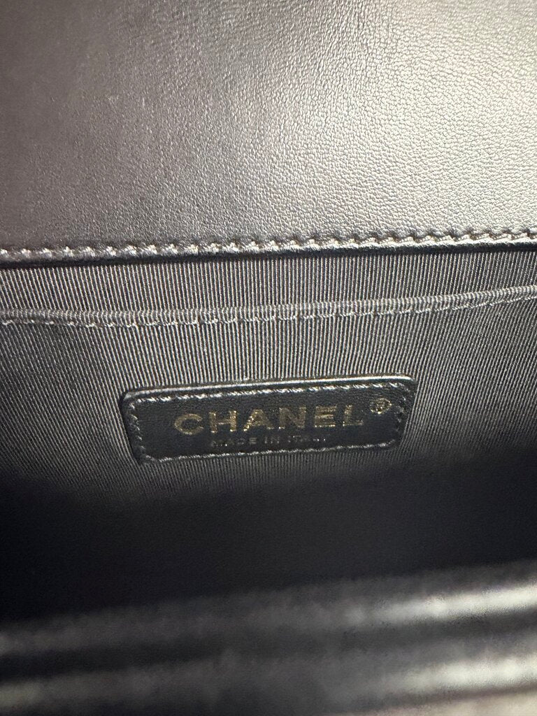Chanel Quilted leather Boy Bag