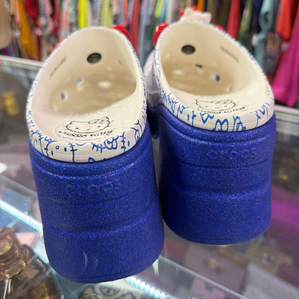 8 Crocs X Hello Kitty Siren Clogs