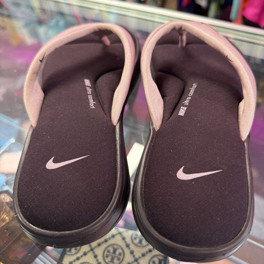 8 Nike Comfort Cushioned Thong
