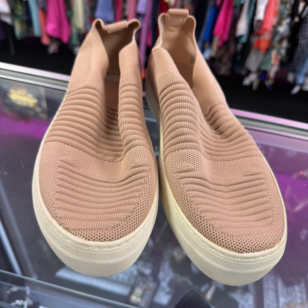 10 Madden Girl Mesh Slide On Sneaker