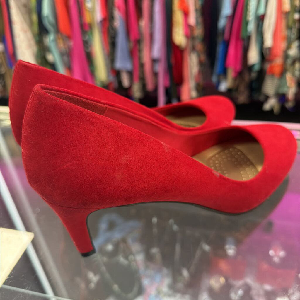 10 ComfortFlex Velvet Heel