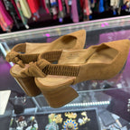 8 C Comfort Pointed Elastic Back Block Heel