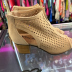 6 Dirty Laundry Tessa Perforated PeepToe Stacked Heeh