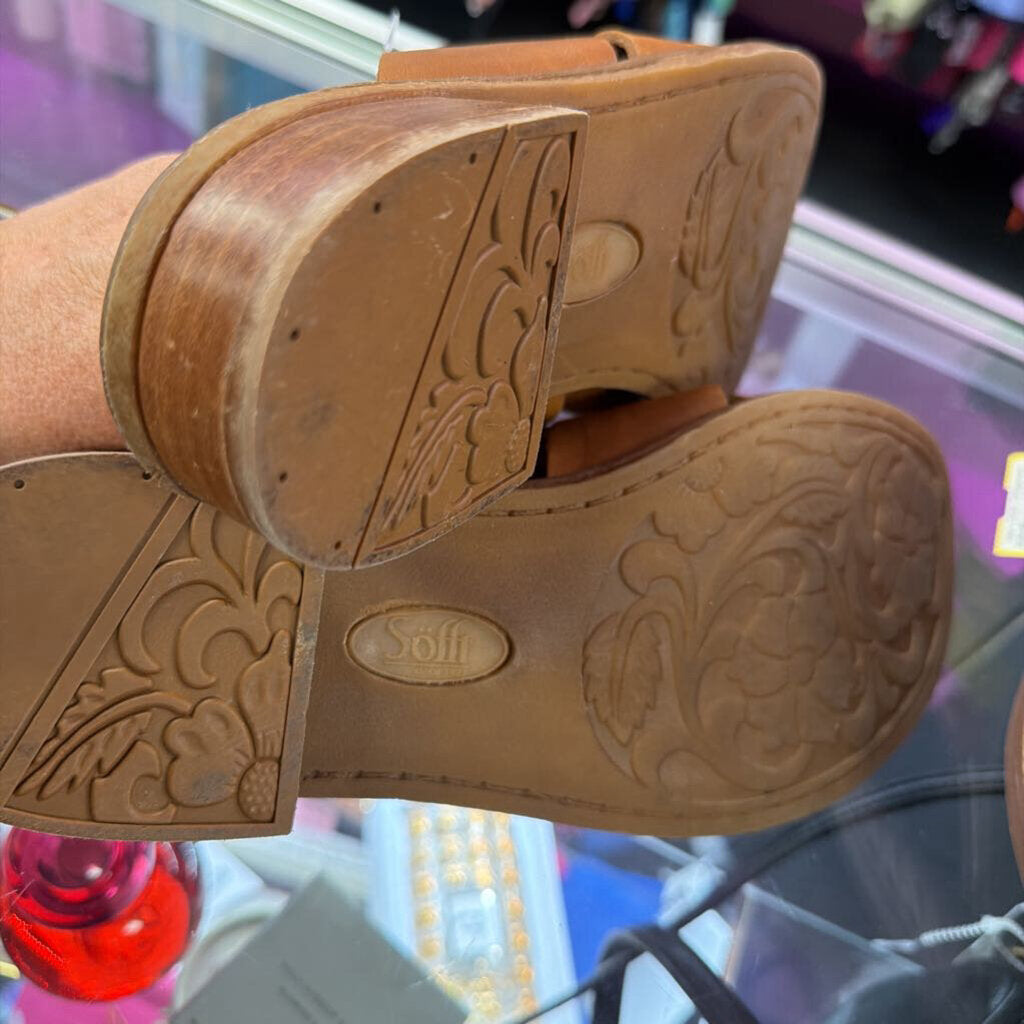 9 Sofft Leather Almeda Woven Sandal