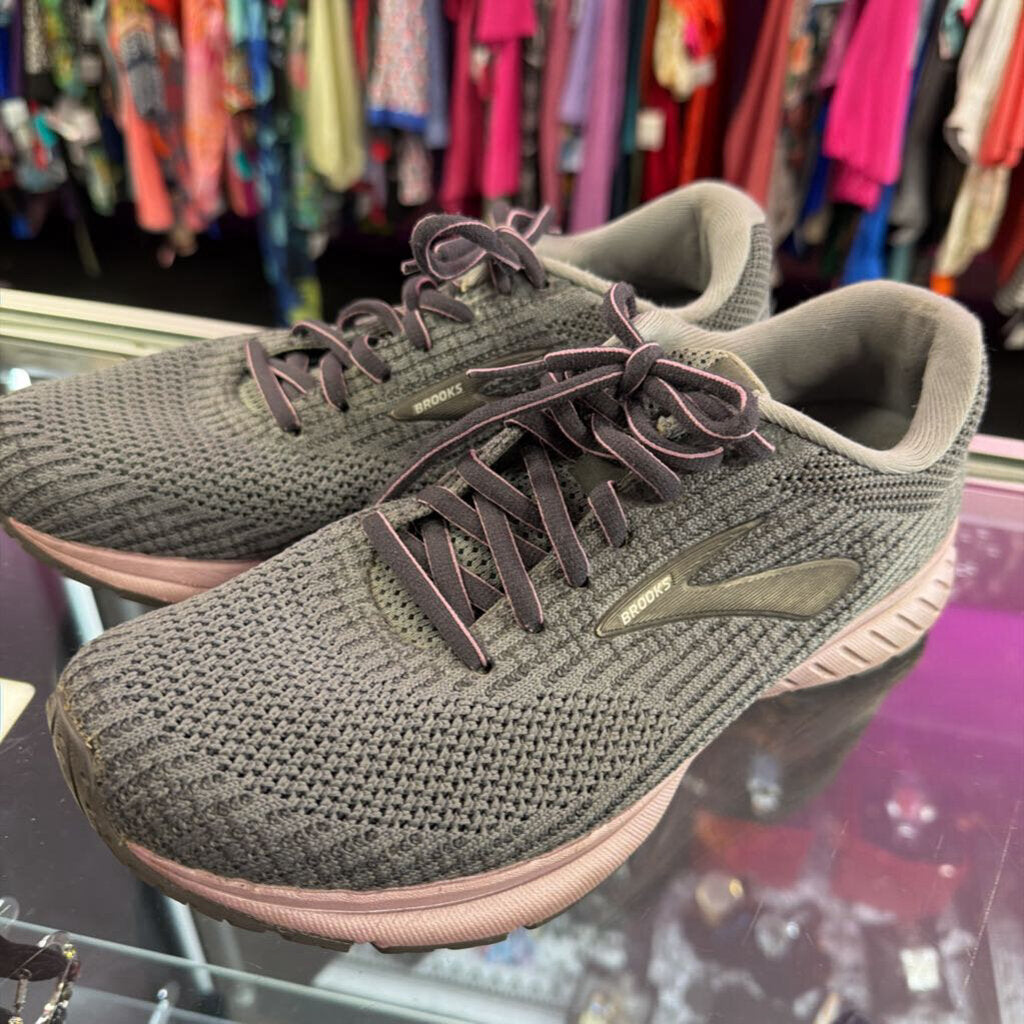9 Brooks Revel 3 Mesh Running Shoe