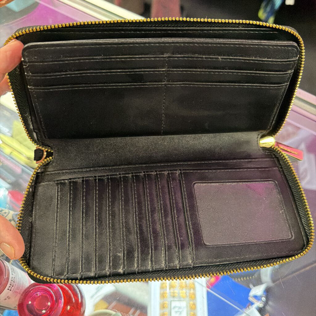 Michael Kors Jet Set Pebbled Leather Travel Continental Wallet